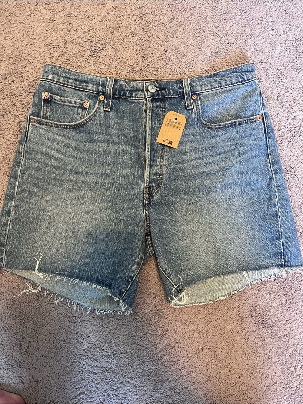 Levi's 501 High Rise Mid-Thigh Denim Shorts in Medium Blue - Size 33